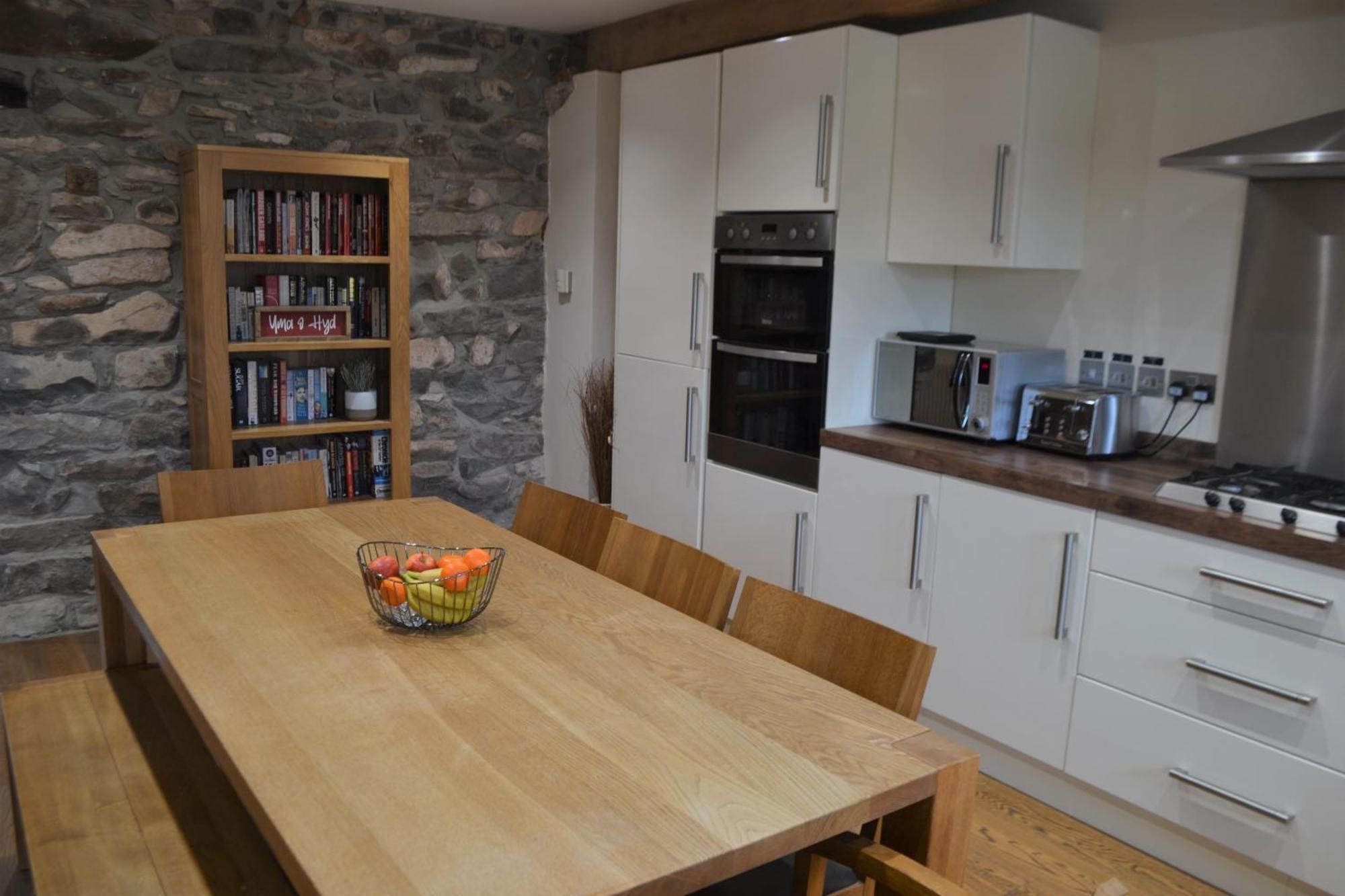The Haybarn Cottage, Nefyn Bay เนฟิน ภายนอก รูปภาพ